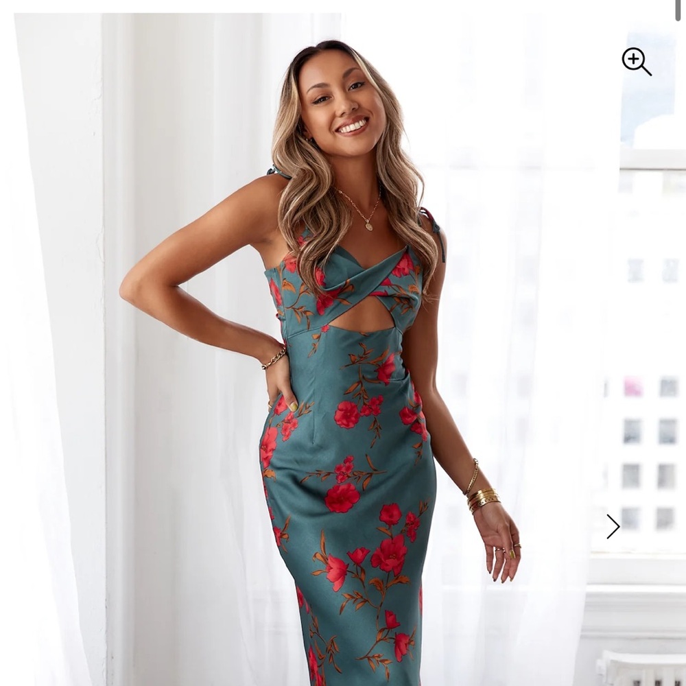 Hello Molly Teal and Red Backless Floral Dress